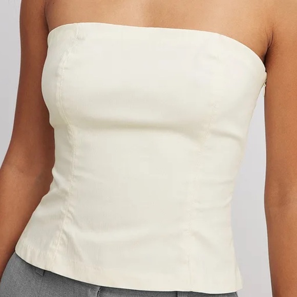 MOTF WHITE CORSET - Picture 2 of 3